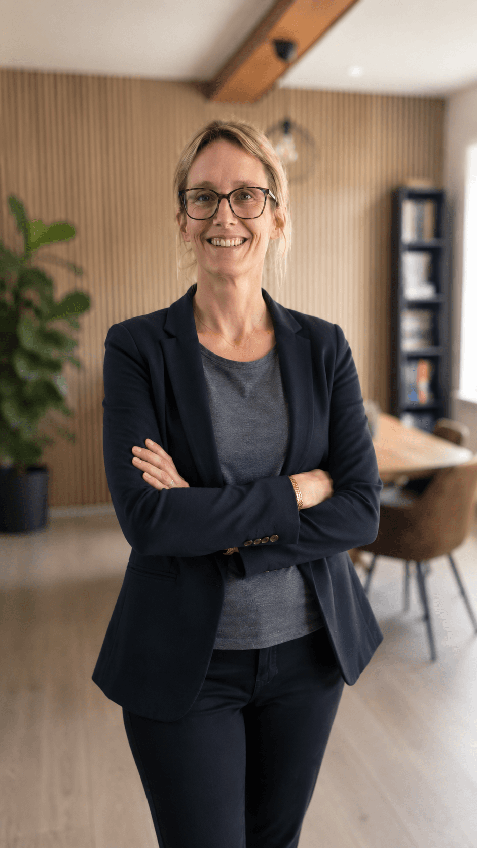Aurélie, infirmière indépendante, dans son cabinet
